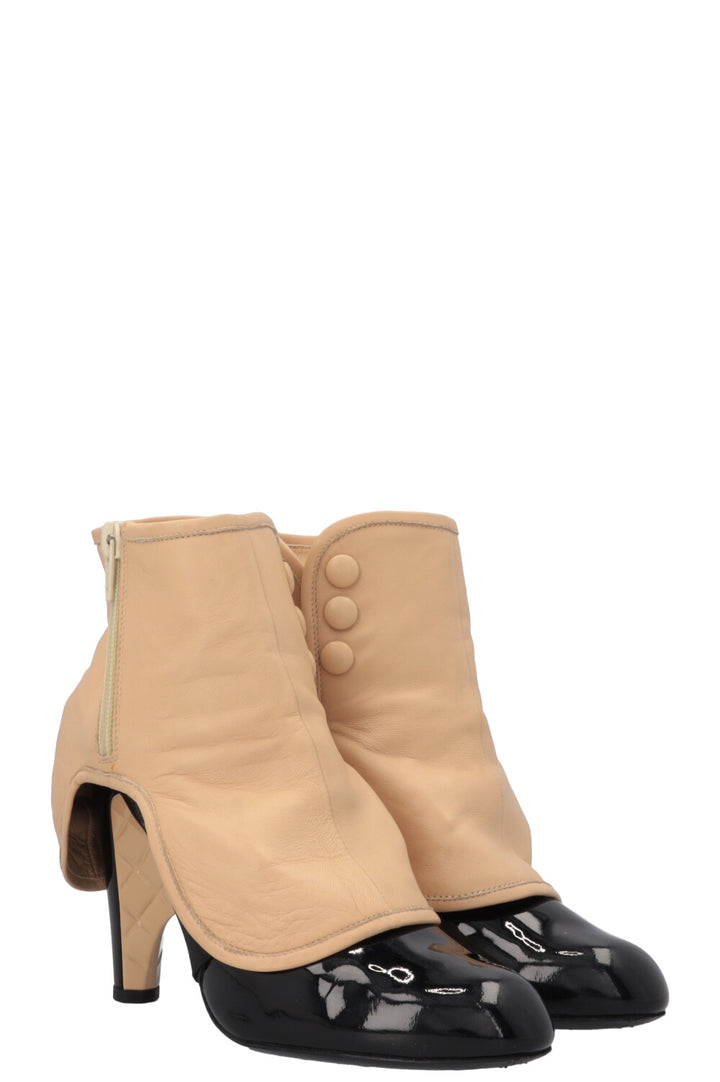 CHANEL Gaiters Heels Patent Black Beige