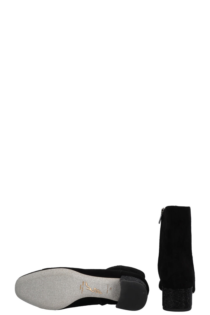 Bottines Bonnie en daim noir de RENÉ CAOVILLA