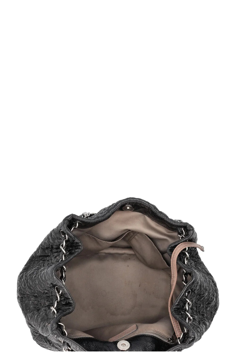 CHANEL Rock in Moscow Accordion Tote Cuir verni noir