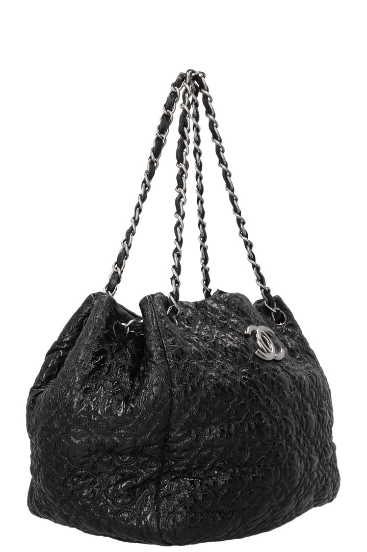 CHANEL Rock in Moscow Accordion Tote Patent Black