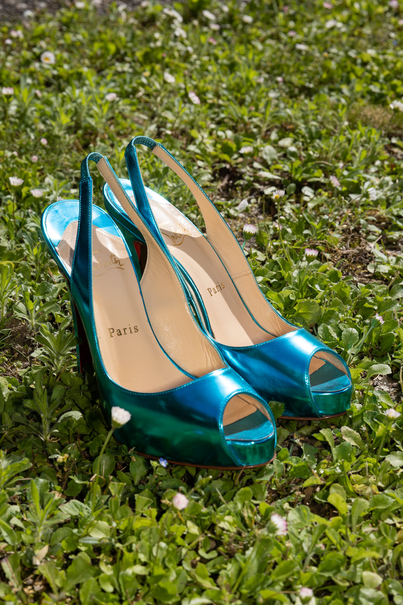 CHRISTIAN LOUBOUTIN No Prive Heels Blue Metallic