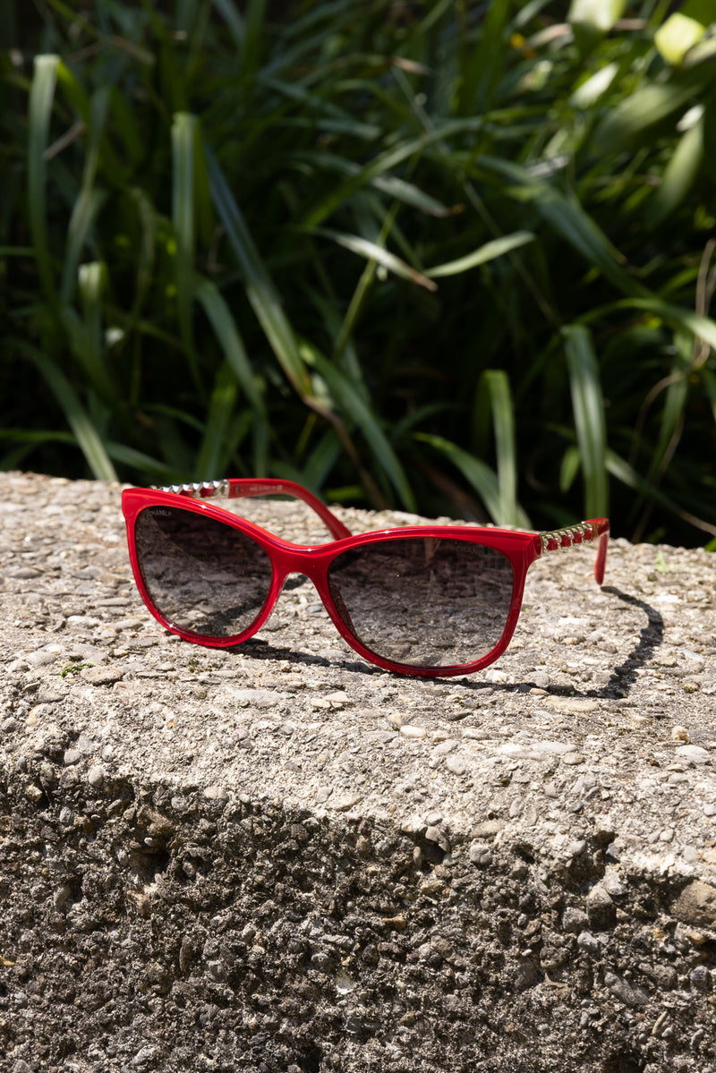 CHANEL Sunglasses Red 5260Q