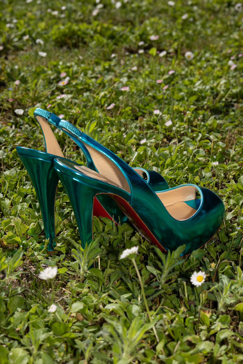 CHRISTIAN LOUBOUTIN No Prive Heels Blue Metallic