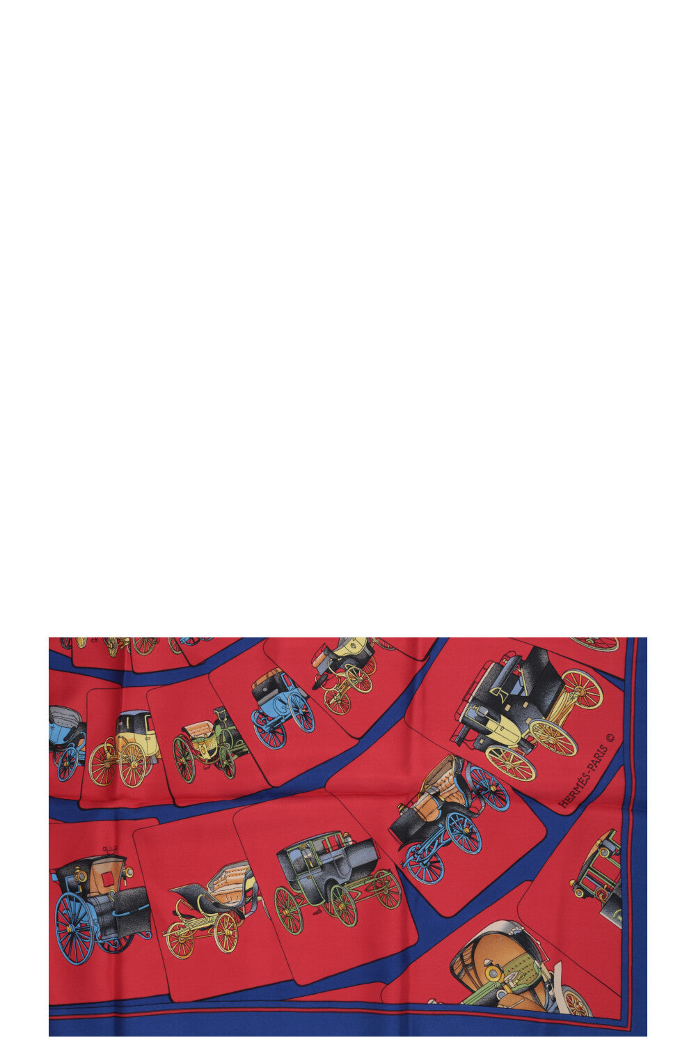 HERMÈS Carrosserie Carré 90 Soie Rouge