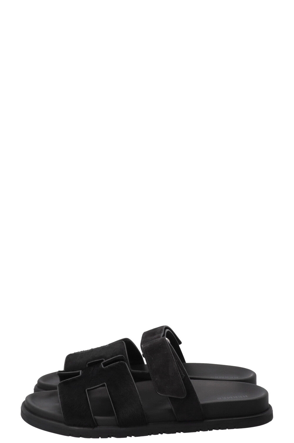 HERMÈS Chypre Sandals Calf Hair Noir