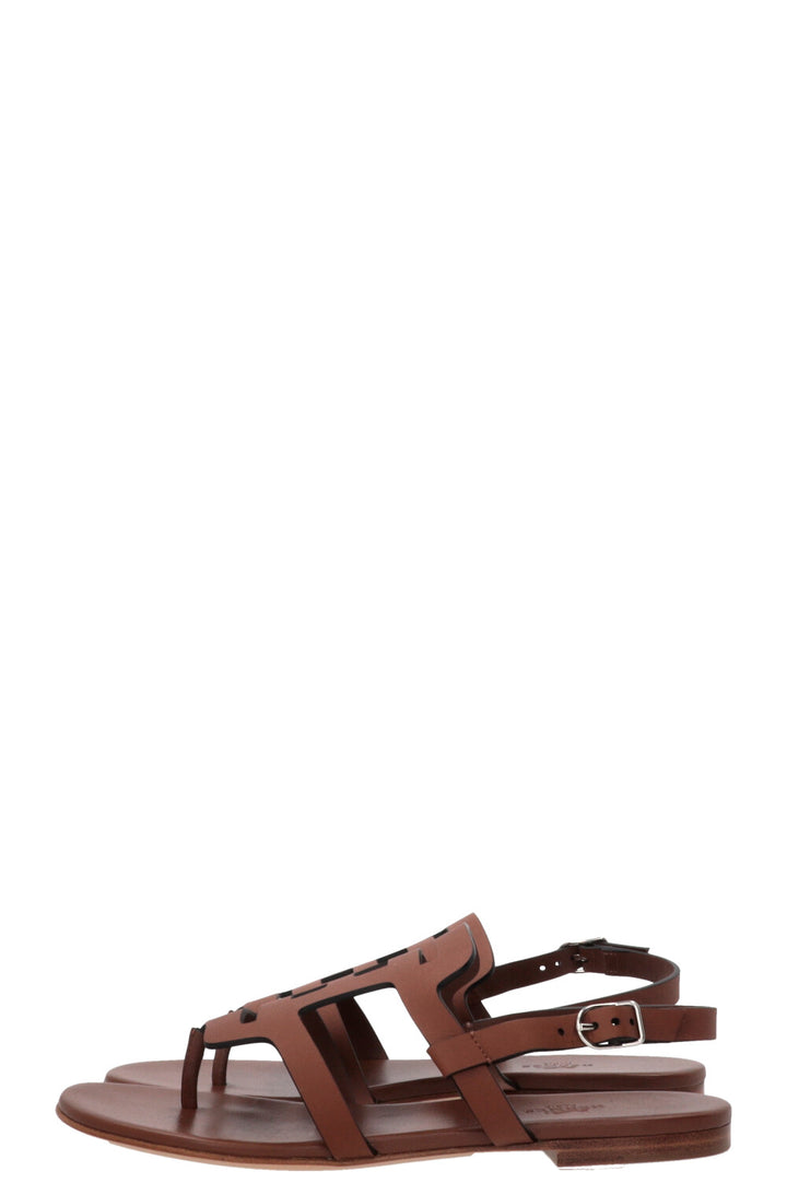 HERMÈS Iphigénie Sandals Leather Gold