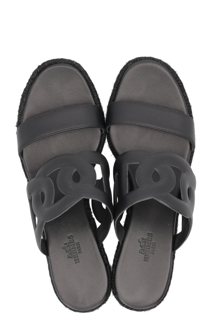 HERMÈS Ithea 30 Wedges Raffia Black