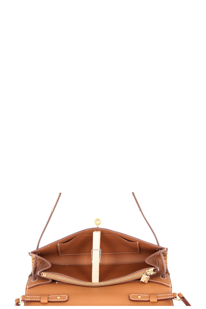HERMÈS Kelly To Go Tressage en cuir Epsom Gold Sésame