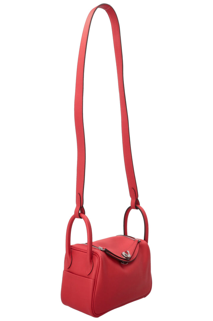 HERMÈS Mini Lindy Swift Leather Rouge Coeur