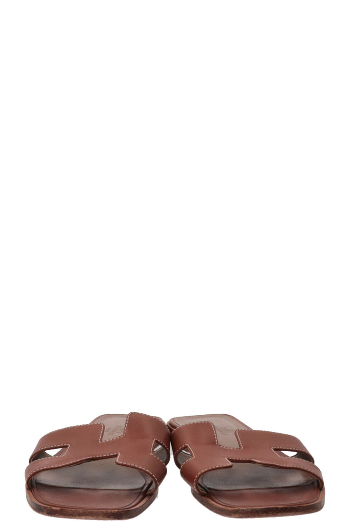 HERMÈS Oran Sandals Gold
