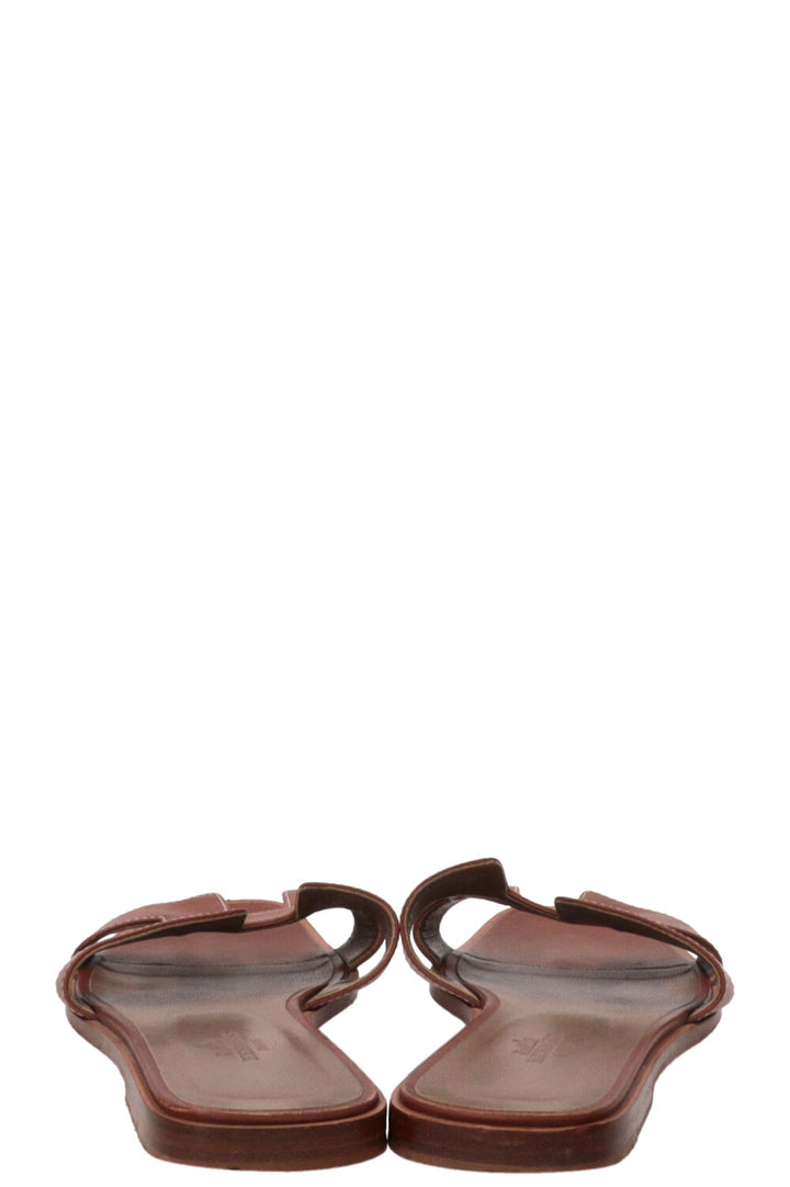 HERMÈS Oran Sandals Gold