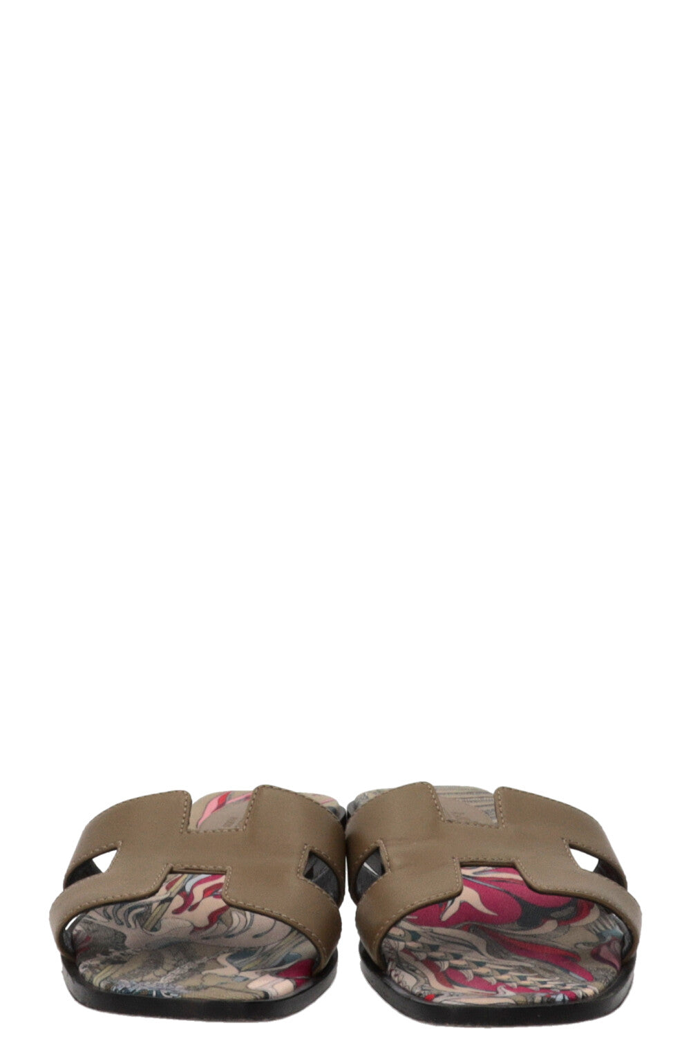 HERMÈS Oran Sandals Leather Khaki