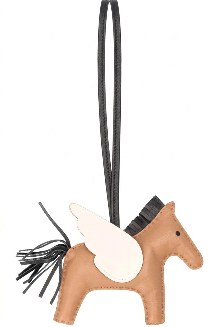 Bijou de sac HERMÈS Pégase PM en cuir Swift Étaupe