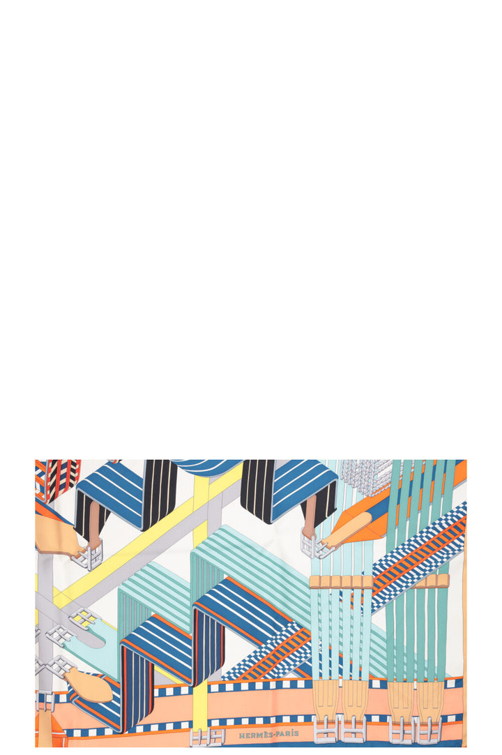 HERMÈS Carré 90 Sangles en zigzag en soie multicolore