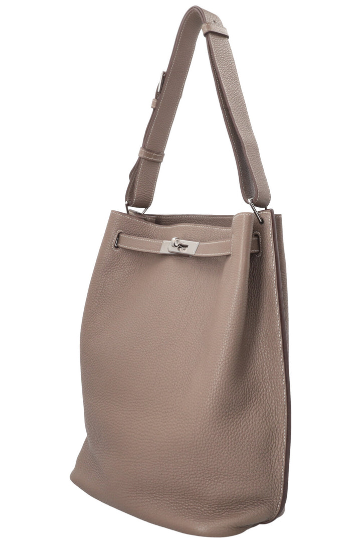 HERMÈS So Kelly 26 Clemence Etoupe