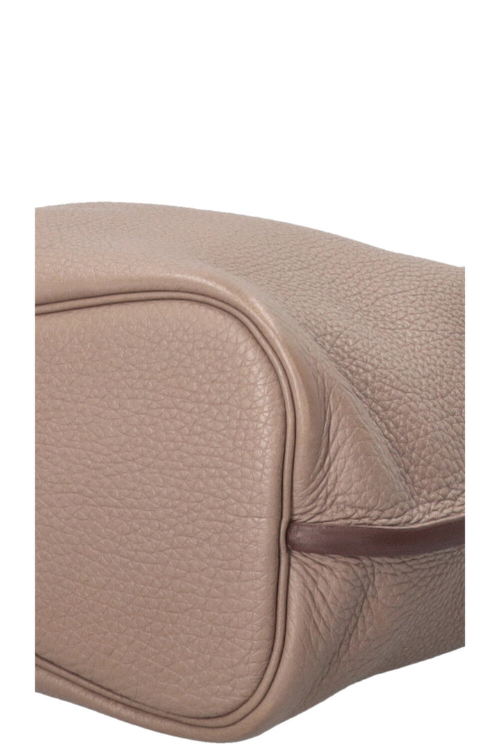 HERMÈS So Kelly 26 Clemence Etoupe