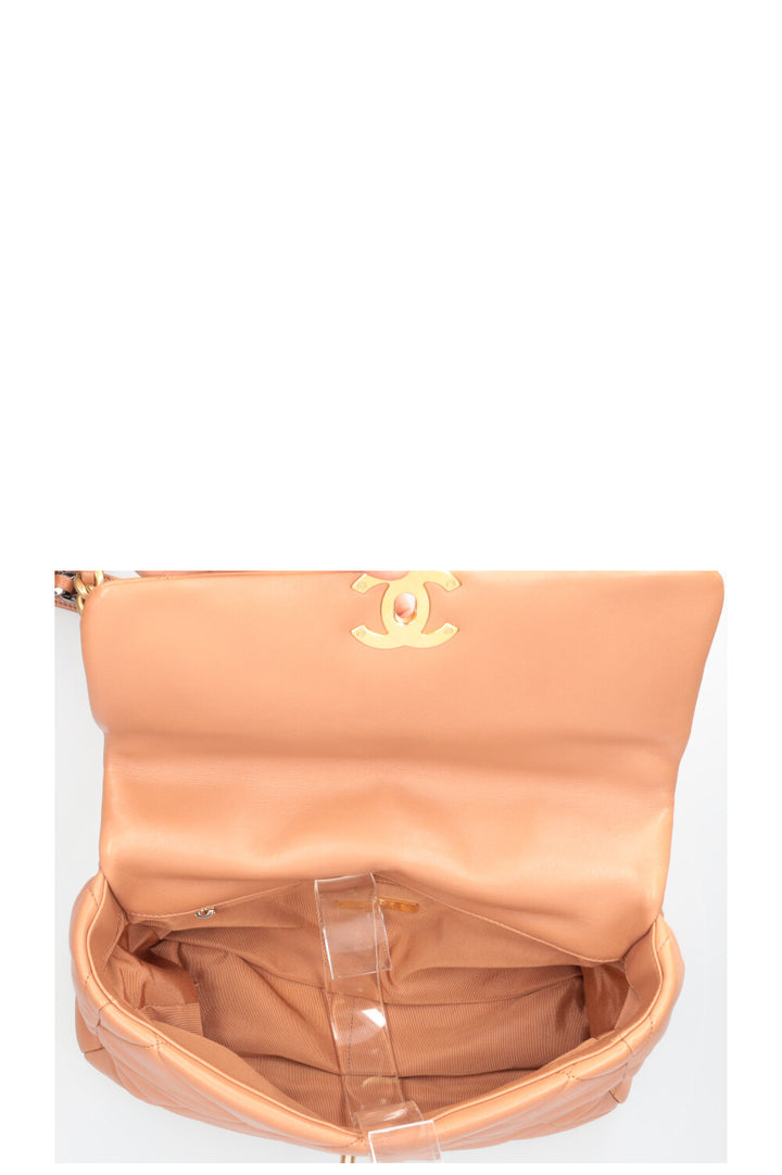 CHANEL 19 Bag Large Caramel