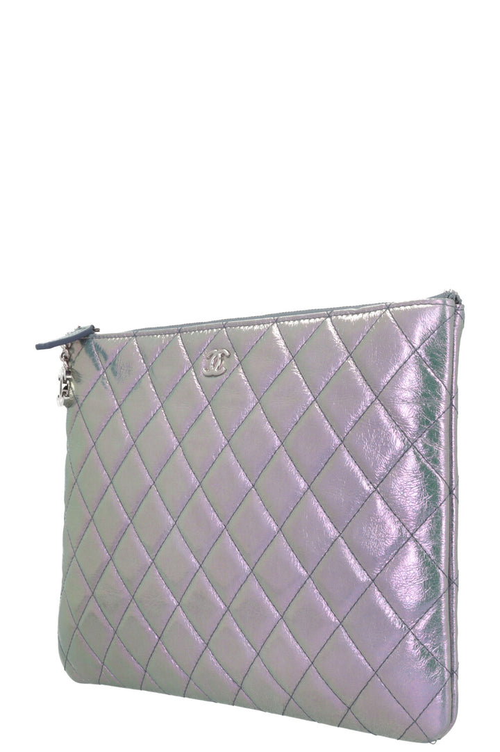 CHANEL O Case Pochette Irisé