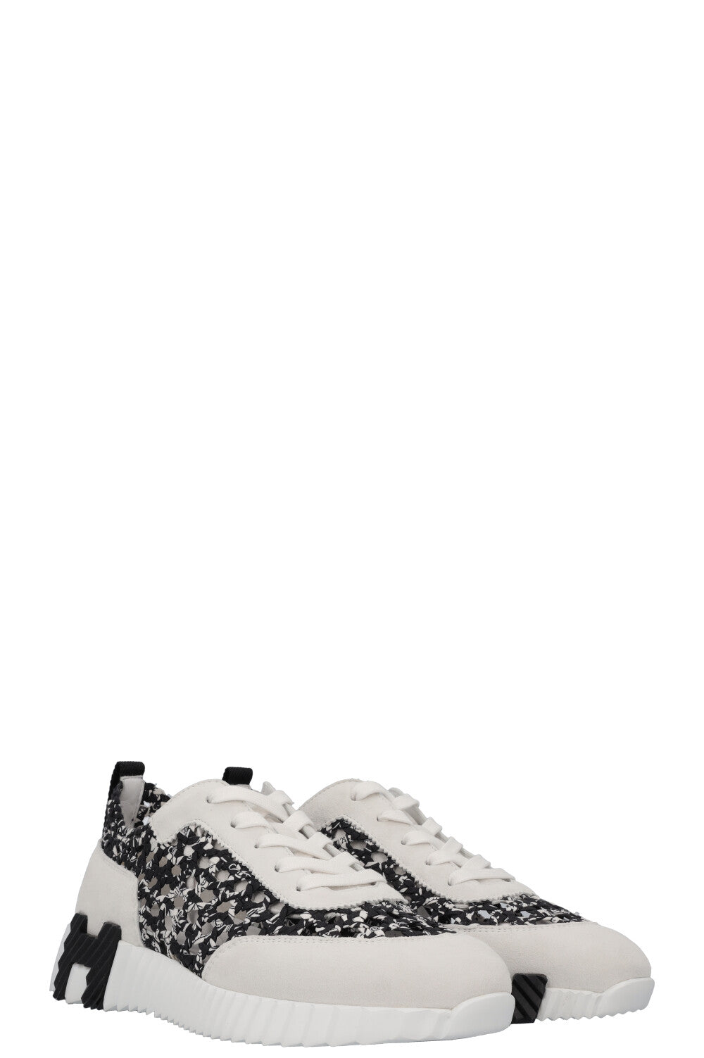 HERMÈS Bouncing Sneakers Knot Details Black White