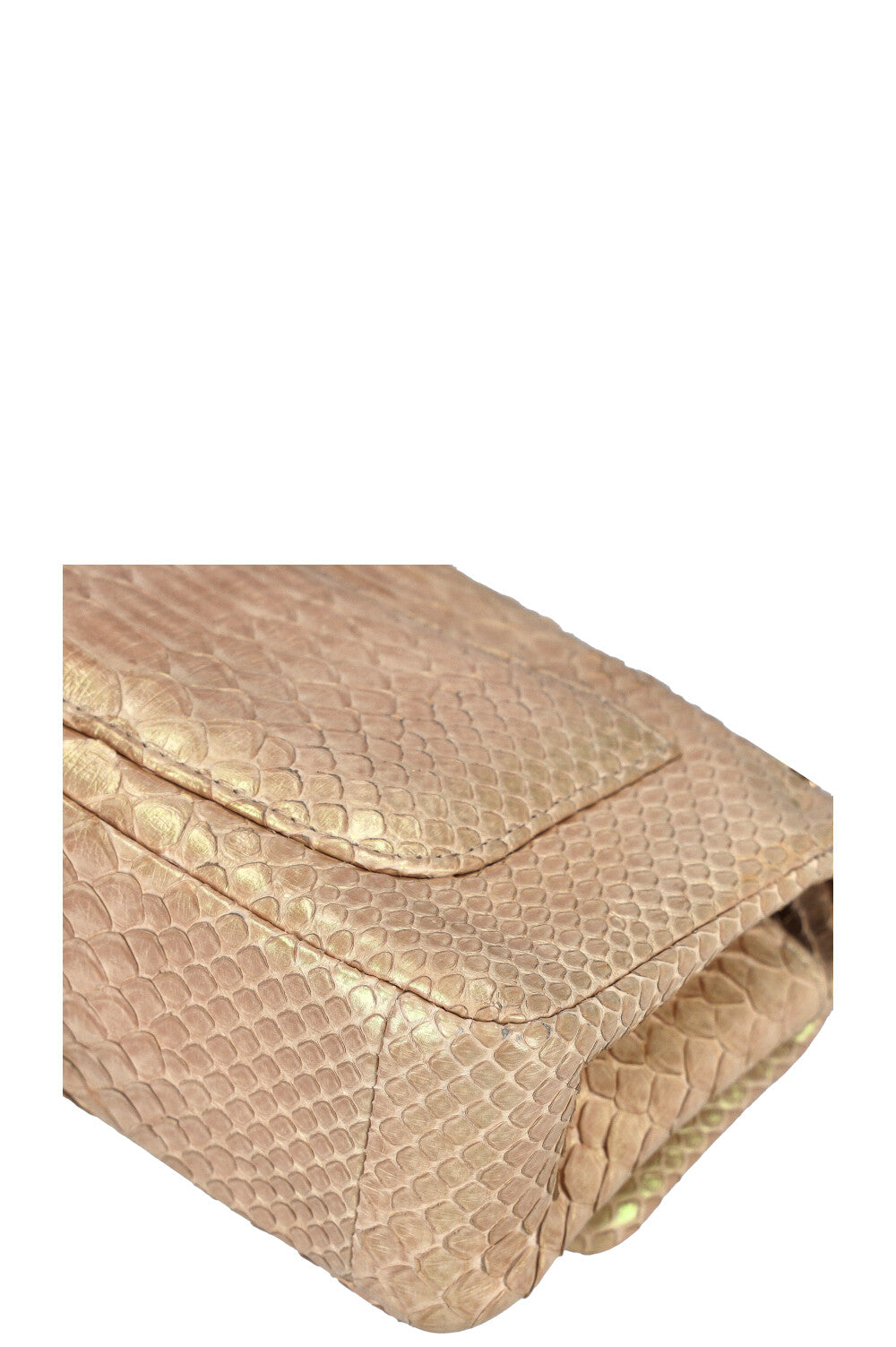 CHANEL Mini Sac à Rabat Simple Python Irisé Beige