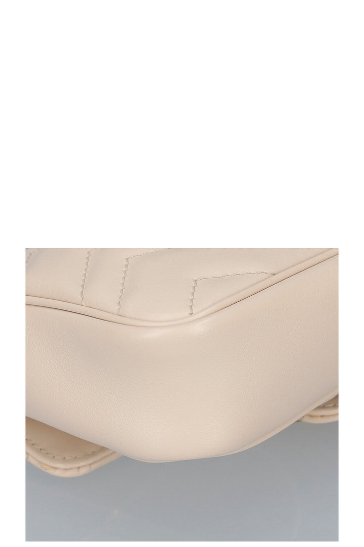 GUCCI Super Mini Sac Marmont Blanc