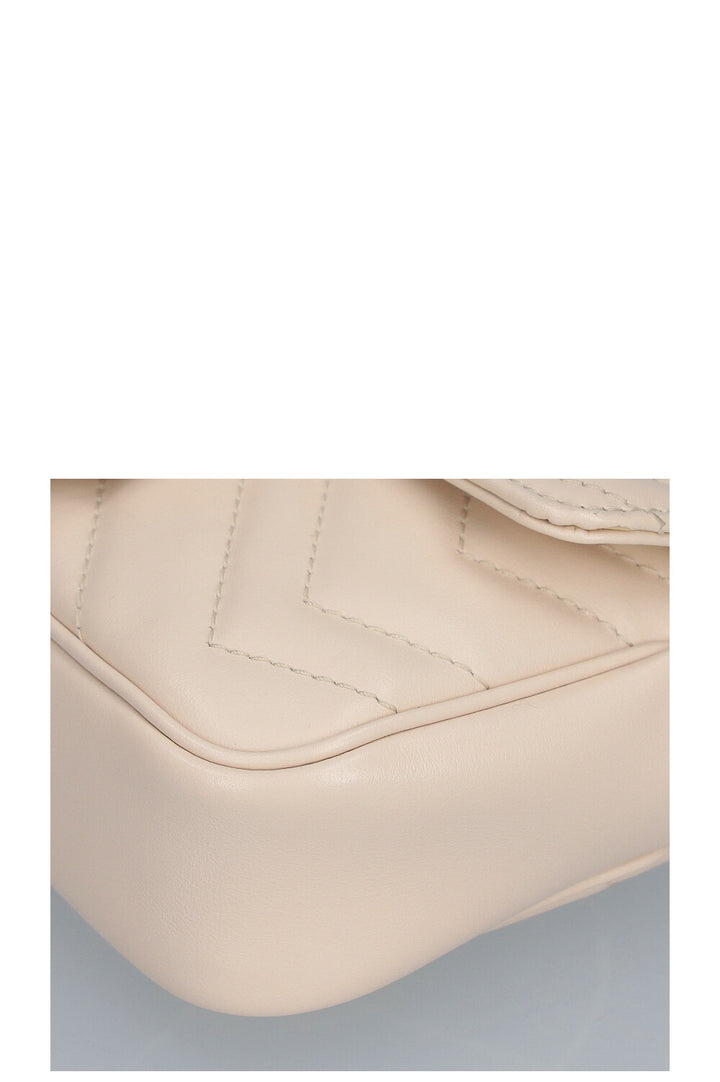 GUCCI Super Mini Marmont Bag White