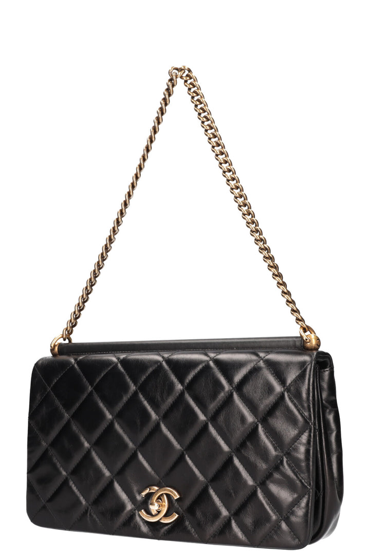 CHANEL Single Flap Diamond Quilted Black