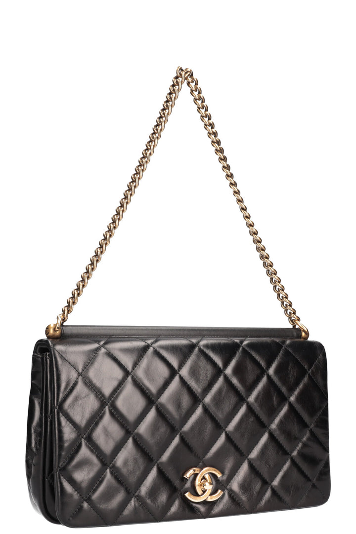 CHANEL Single Flap Diamond Quilted Black