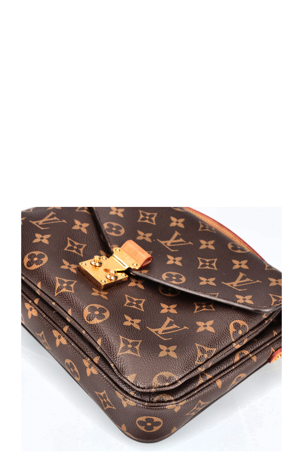 LOUIS VUITTON Pochette Metis MNG