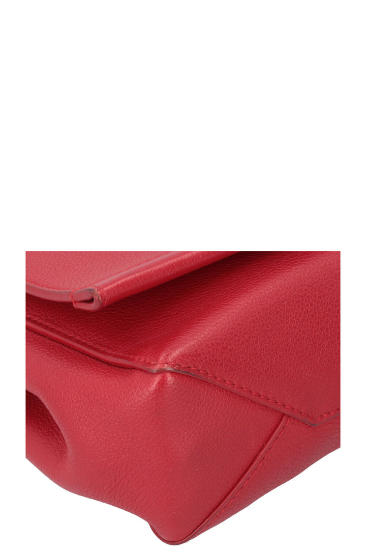 LOUIS VUITTON LockMe II Bag Red