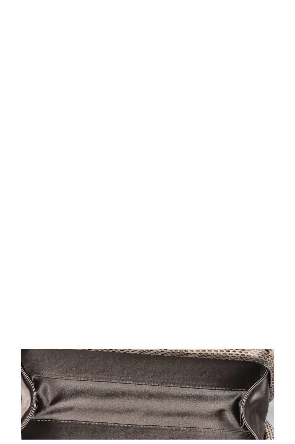 BOTTEGA VENETA Knot Clutch Intrecciato Silver