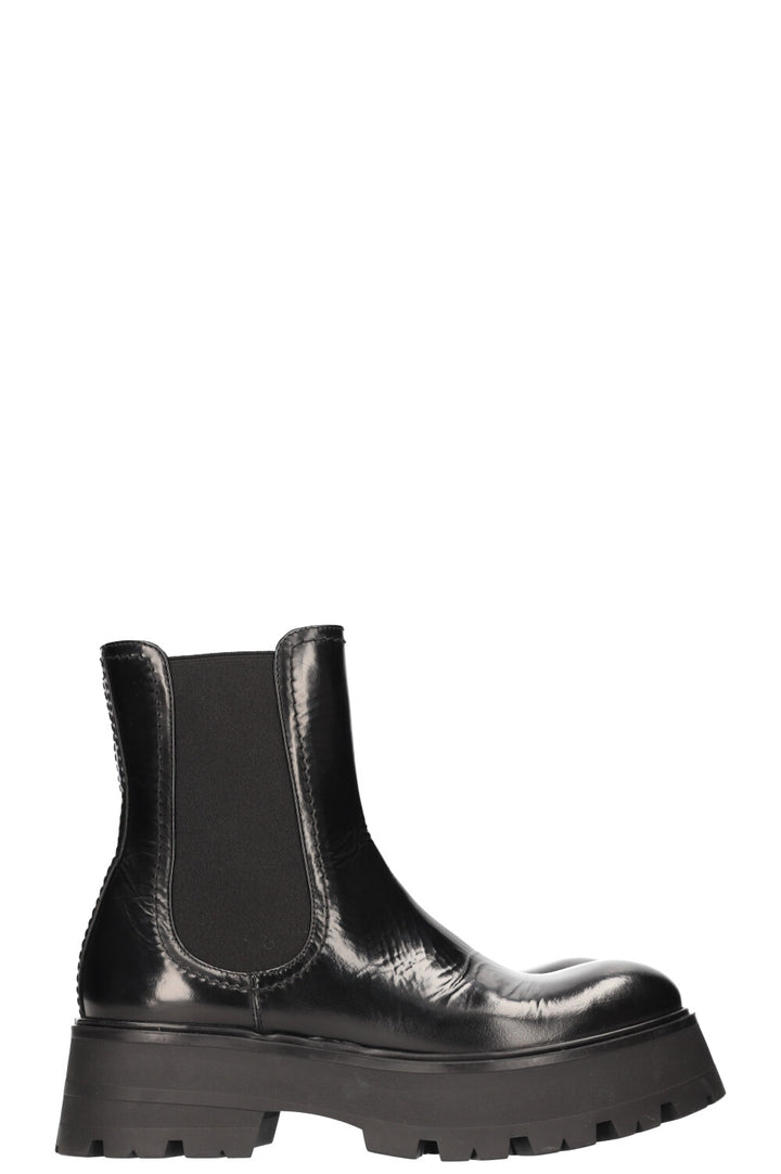 ALEXANDER MCQUEEN Chunky Chelsea Boots Patent Black