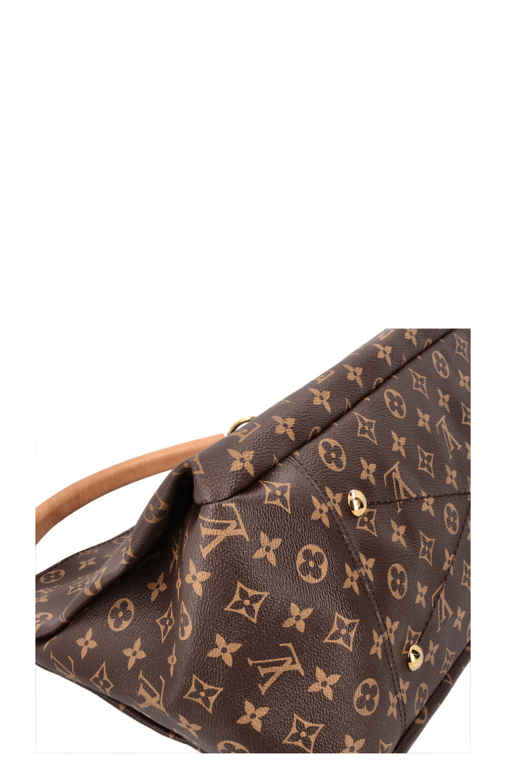 LOUIS VUITTON Artsy MM MNG Canvas