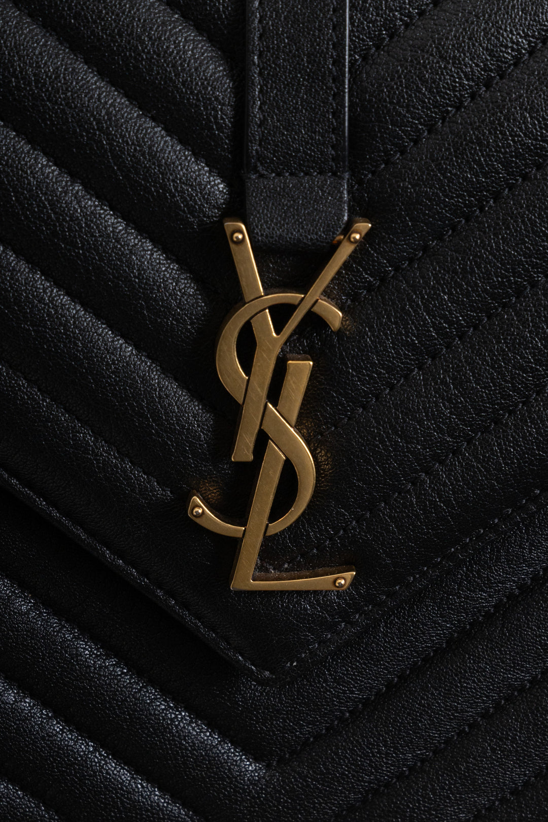 SAINT LAURENT Collège Bag Medium Leather Black