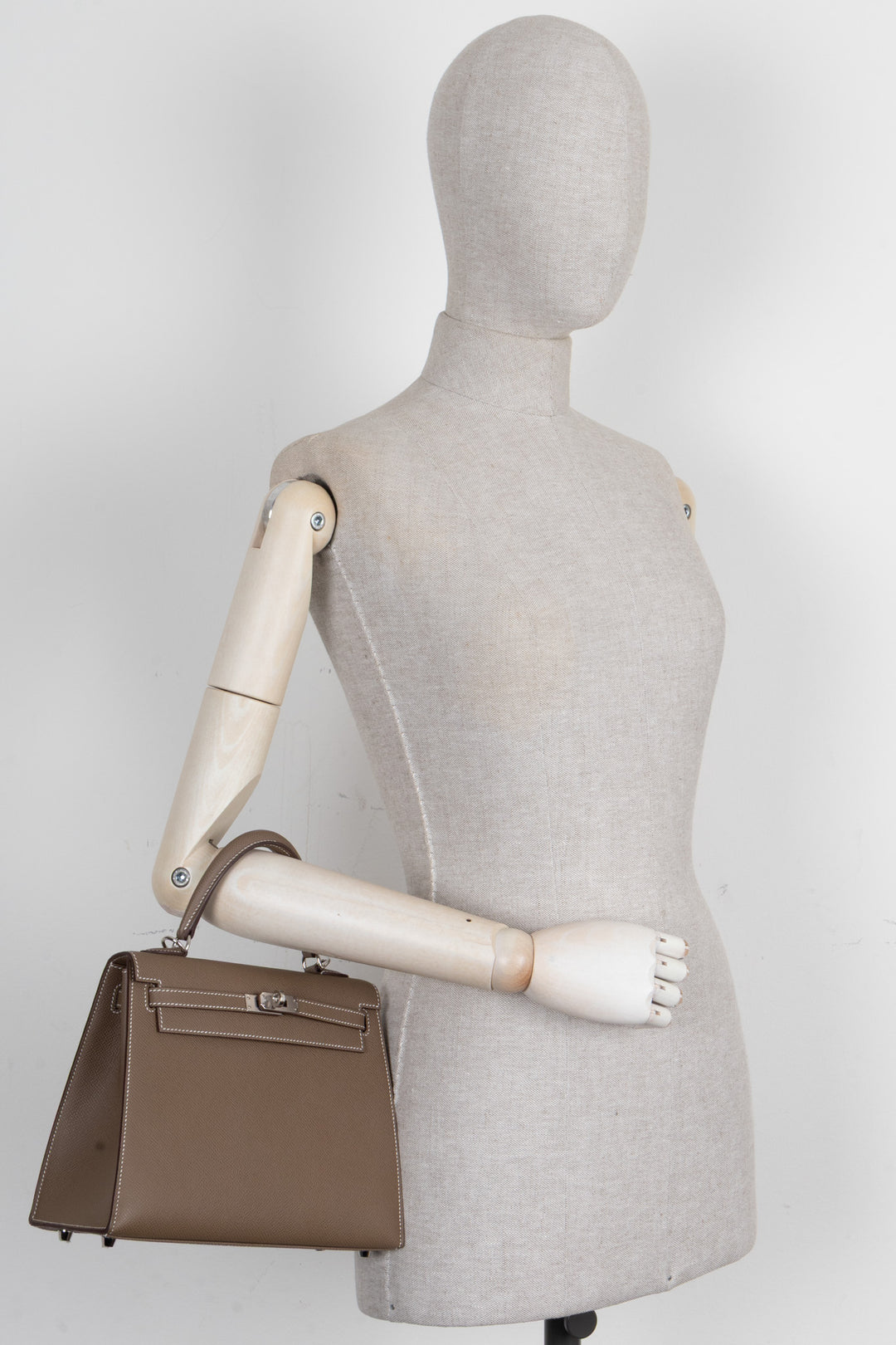 HERMÈS Kelly 25 Sellier Epsom Etoupe