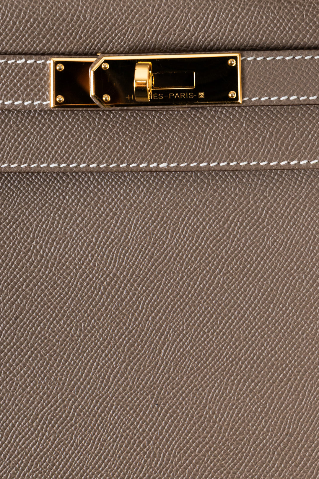 HERMÈS Kelly 28 Sellier Epsom Etoupe Or