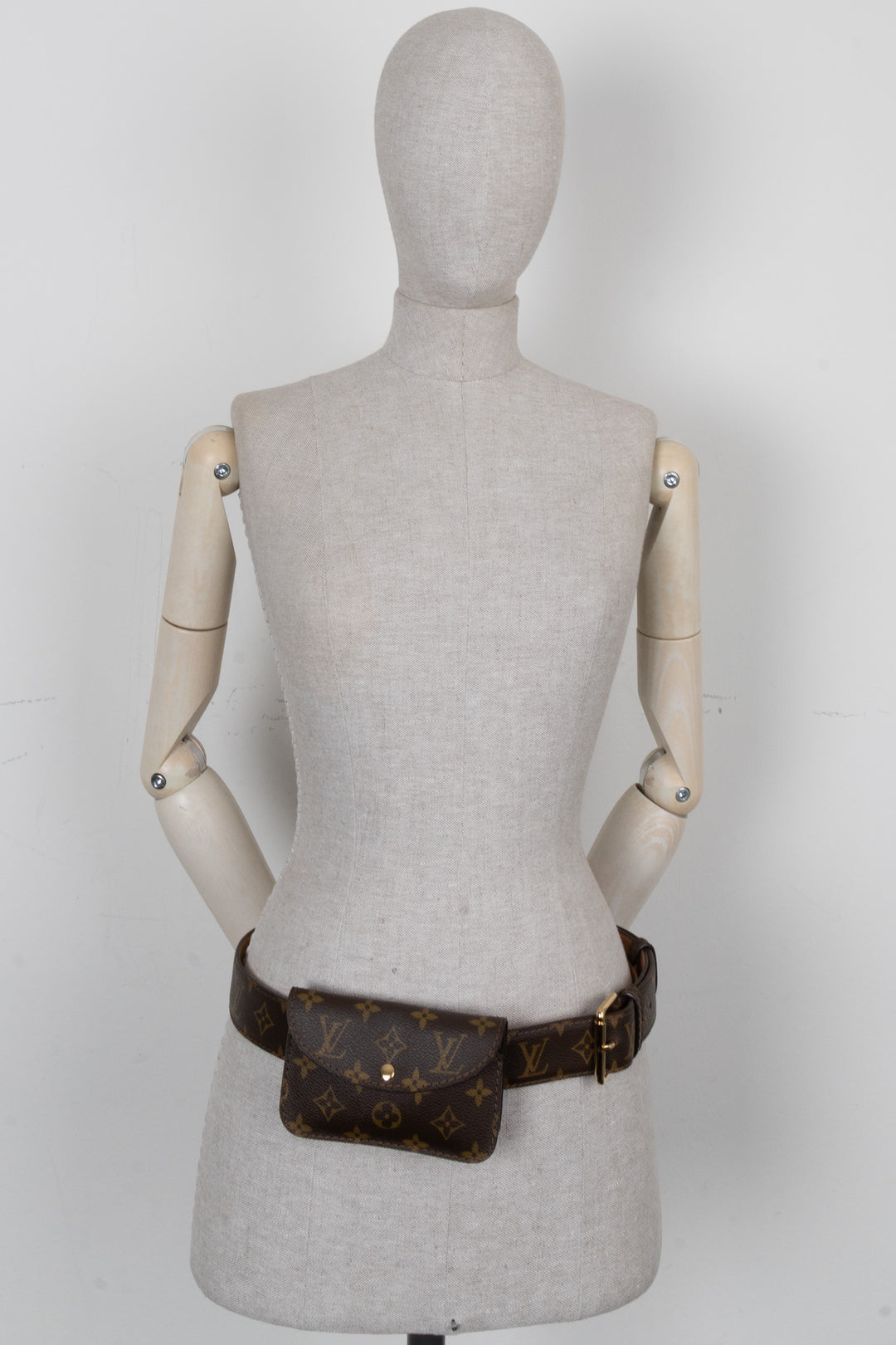 LOUIS VUITTON Pochette Belt Bag MNG Canvas