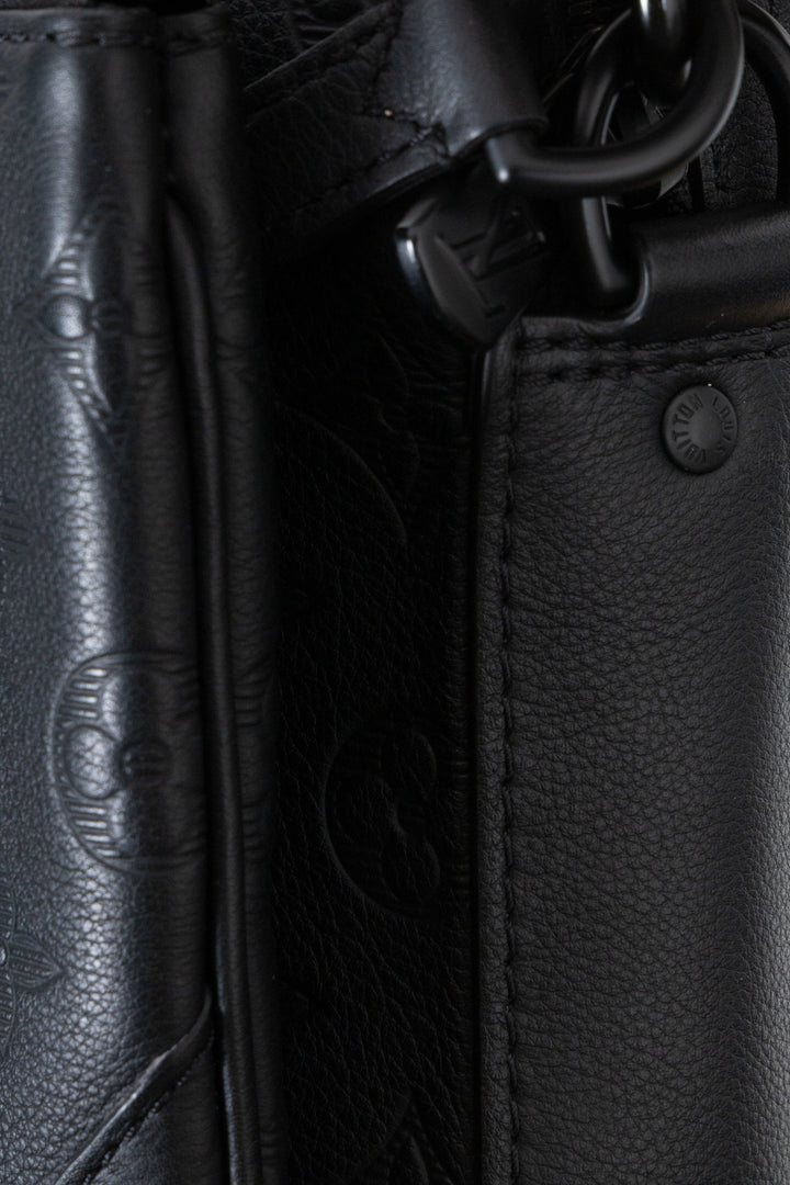 LOUIS VUITTON Trio Messenger MNG Shadow Leather Black