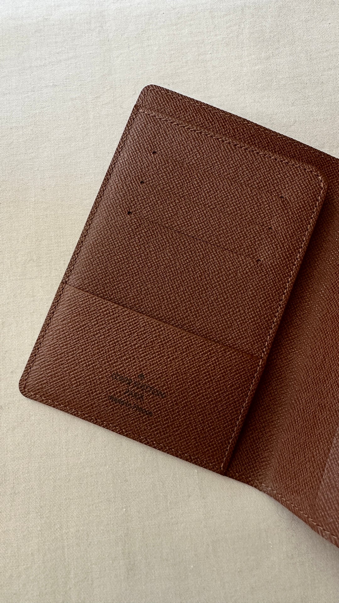 LOUIS VUITTON Passport Holder MNG Canvas