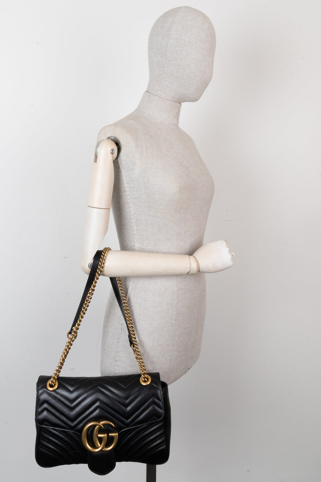 GUCCI Large Marmont Bag Leather Black