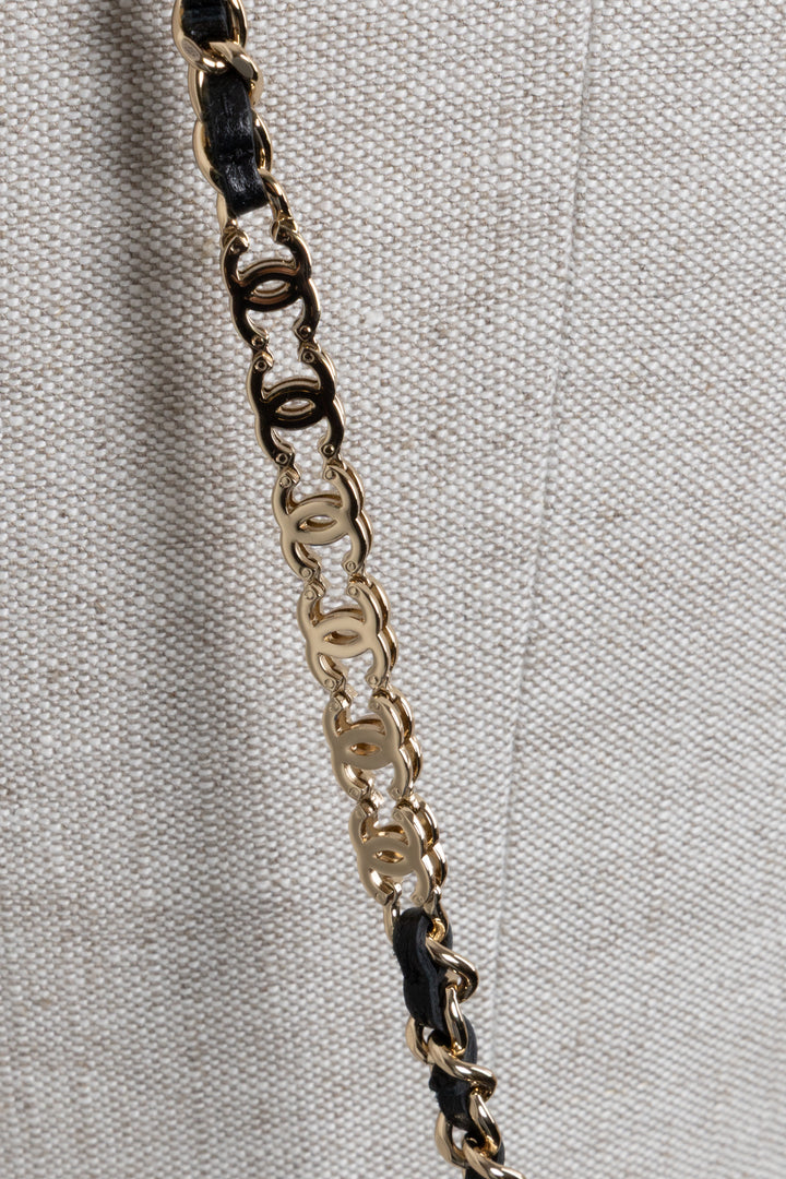 Sac à rabat CHANEL Micro Classic Noir Caviar