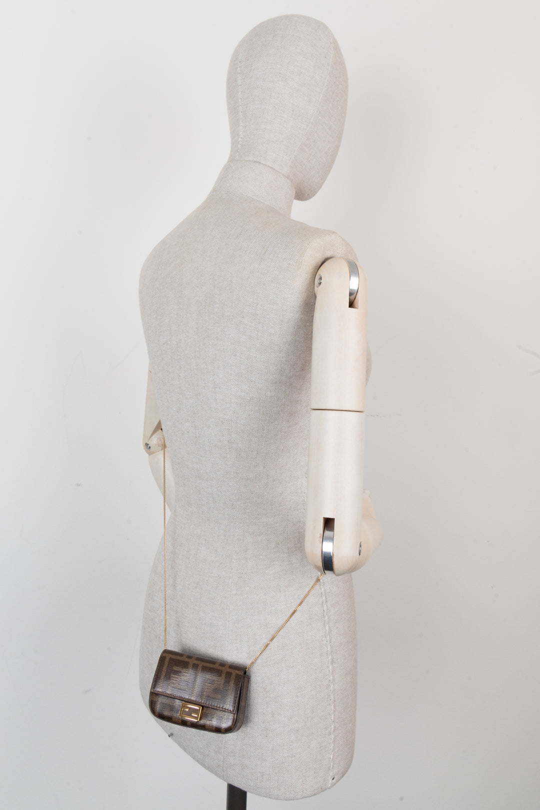 Sac à breloques FENDI Chain Baguette en toile enduite Zucca