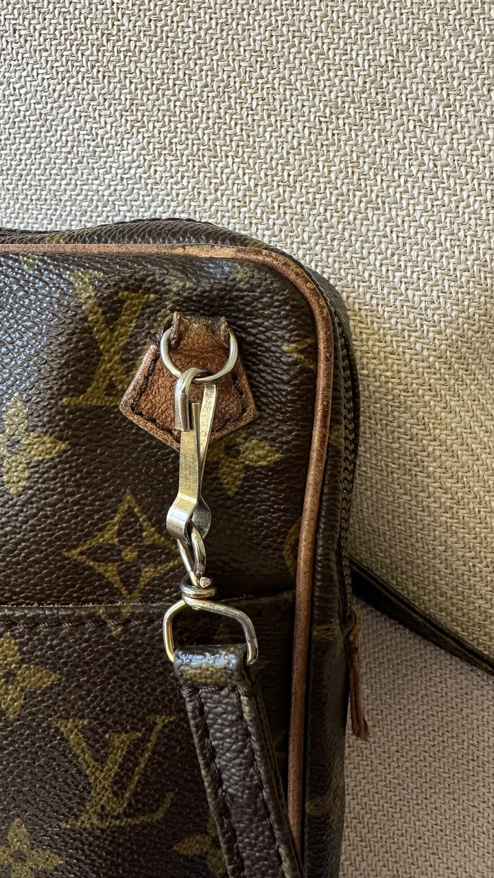 LOUIS VUITTON Danube Crossbody Bag MNG Canvas