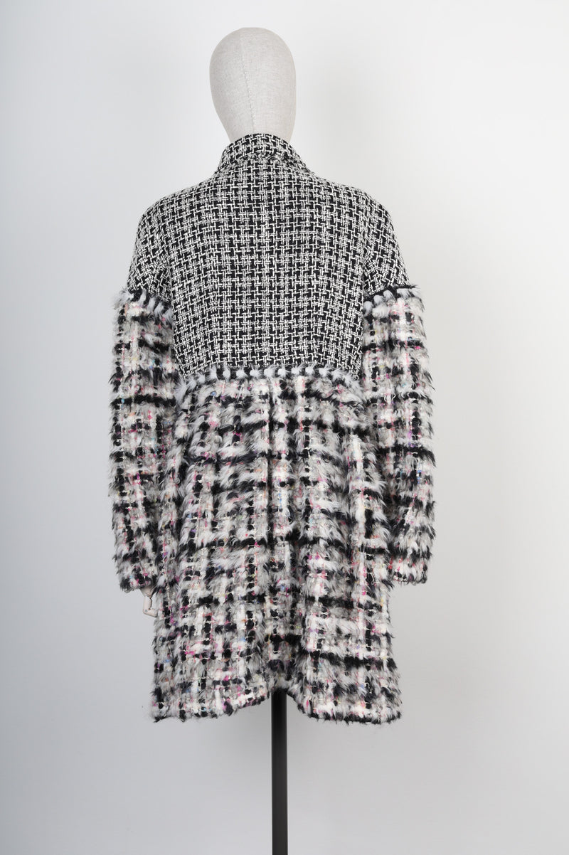 CHANEL Boucle Tweed Coat Black & White FW2010