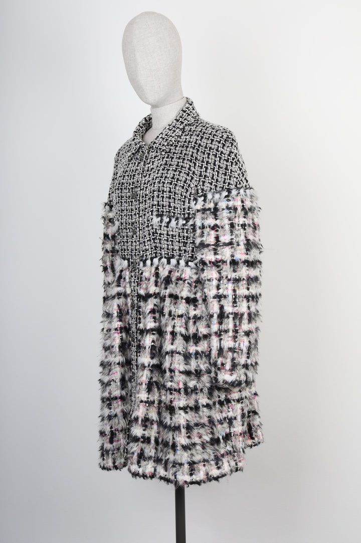 CHANEL Boucle Tweed Coat Black & White FW2010