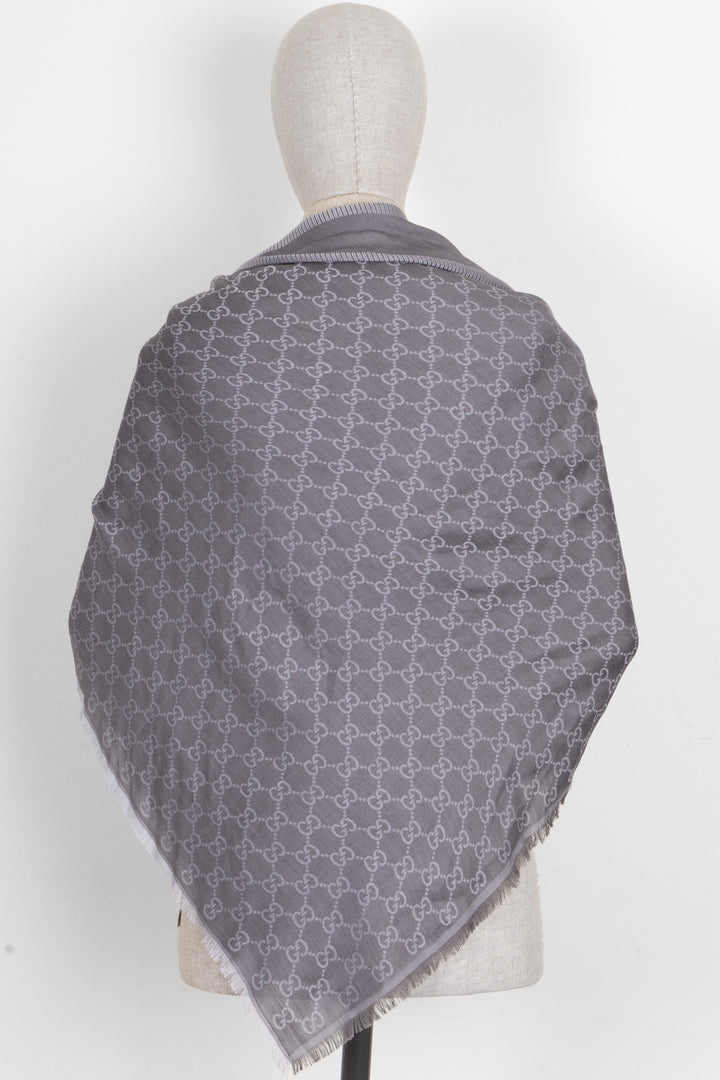 GUCCI GG Jaquard Scarf Grey