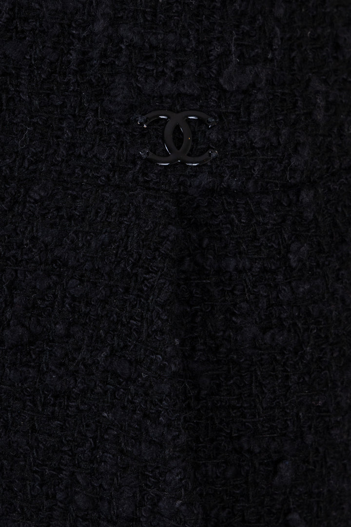 CHANEL 2007 CC Logo Pleated Skirt Tweed Black