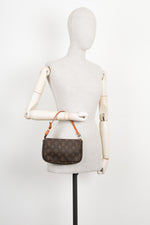 LOUIS VUITTON Pochette Accessoires MNG