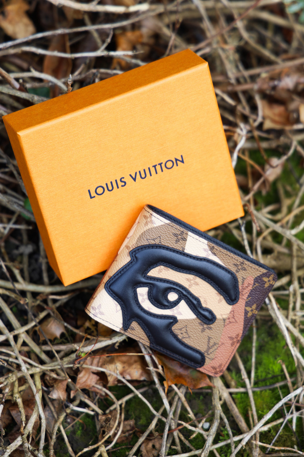 LOUIS VUITTON Multiple Wallet Camouflage