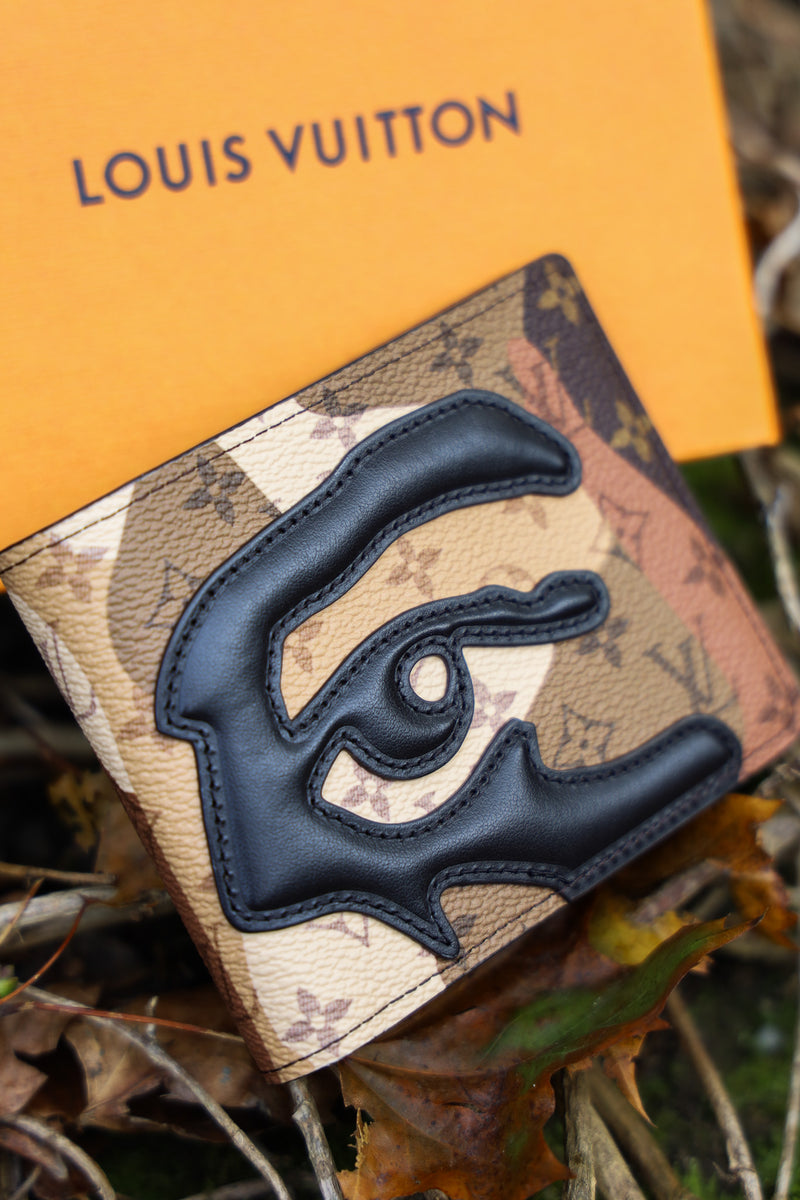 LOUIS VUITTON Multiple Wallet Camouflage